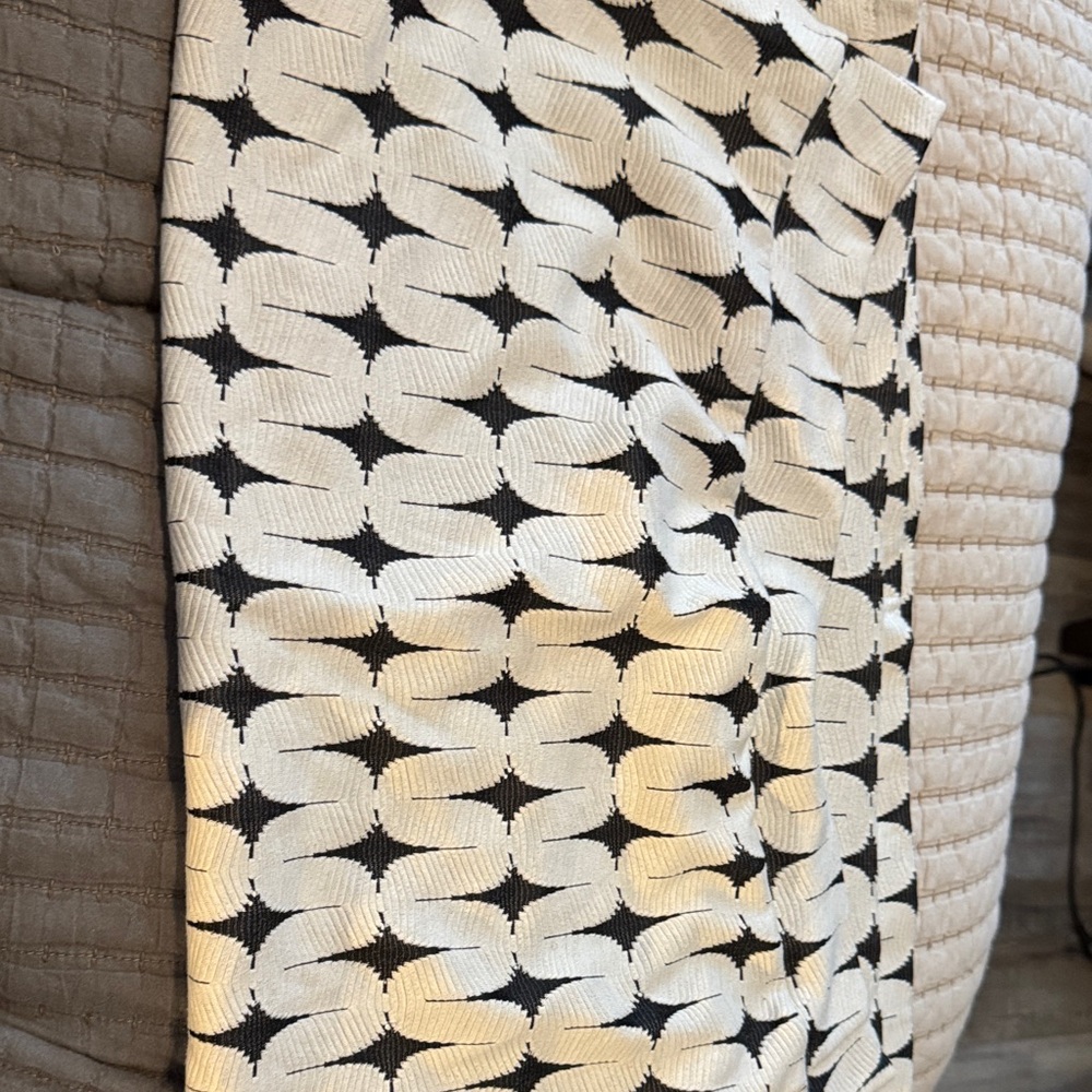 Renee C Adorable Navy and White Patterned Skirt in XXL